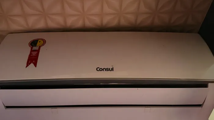 Vendo ar condicionado 9 Btu cônsul