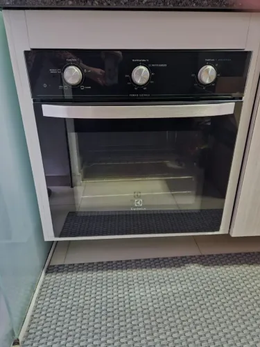 Forno elétrico de embutir OE60M