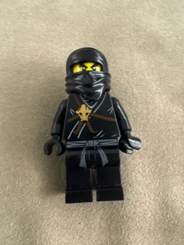 Lego Cole Minifigura - Ninjago