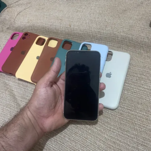 VENDE-SE IPHONE 11