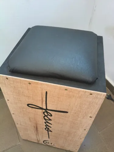 Cajon elétrico novo nunca usado