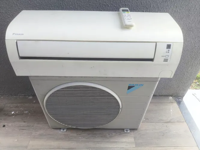 Ar condicionado inverter Daikin 12.000 BTUs