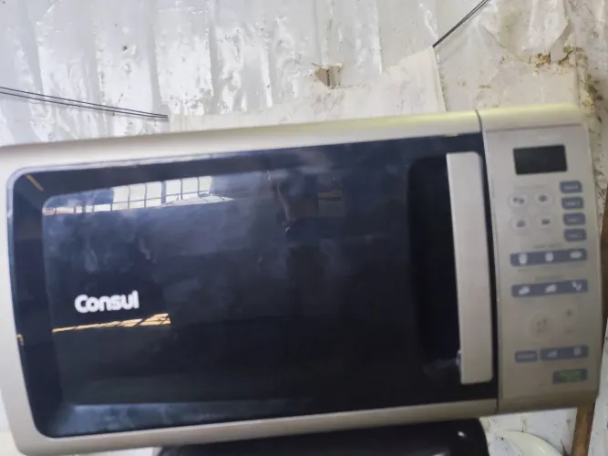Micro-ondas Consul.