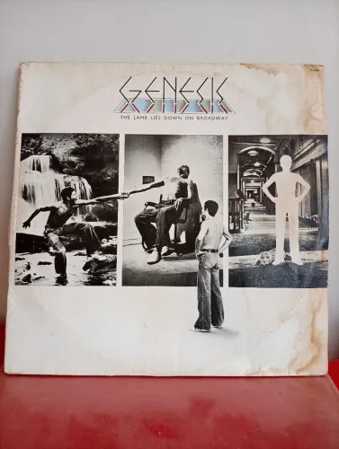 Disco Vinil Genisis - The Lamb Lies Down on Broadway