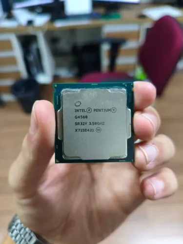 Processador Intel Pentium G4560 3.5GHz - Ótimo Estado