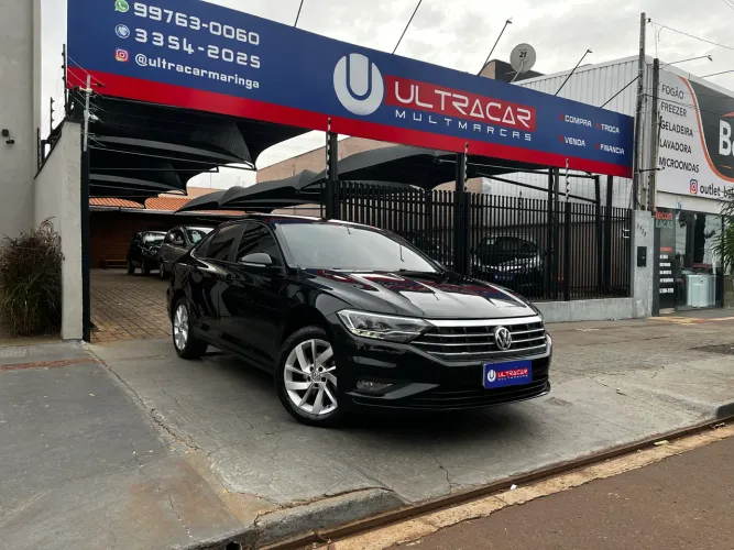 Volkswagen Jetta Comfortline 1.4 TSI 16V 4P Aut. 2018