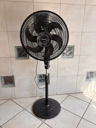 ventilador de coluna Mallory 6 pás controle remoto 127v