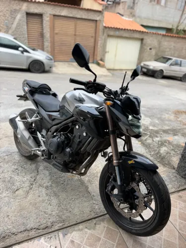Honda CB 500f 2023