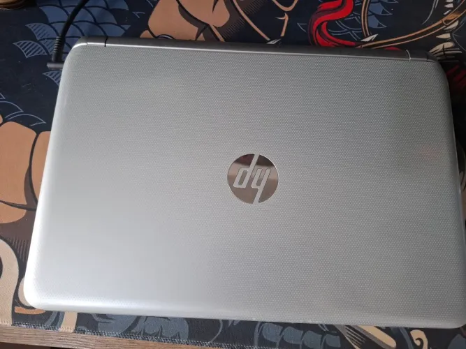 Notebook HP Pavilion - i5 / 8GB Ram / 1T Armazen. / Federa OS