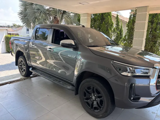Toyota Hilux CD SRX Limited 4X4 2.8 TDI Die.aut 2023