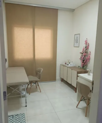 sala privativa dentro de uma clínica estruturada