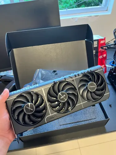placa de vídeo/ RX 9060 xt 16 gb