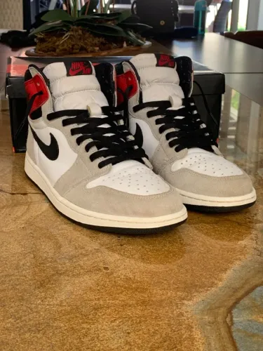 Nike Air Jordan 1 High Smoke Grey