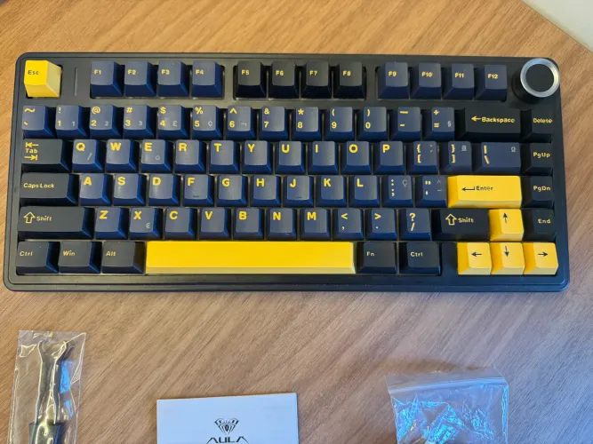 Teclado Mecânico Aula F75 Wireless RGB + Knob | Hot Swap | Estado de Novo