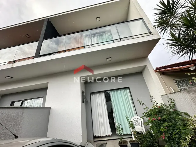 Casa em Rua Arthur Quandt - Saguaçu - Joinville/SC