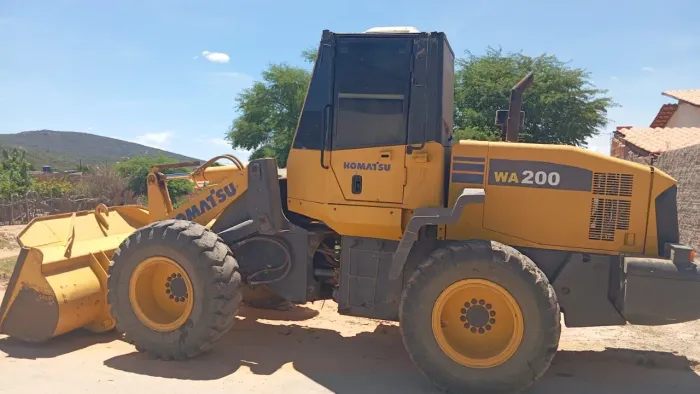 PA CARREGADEIRA KOMATSU