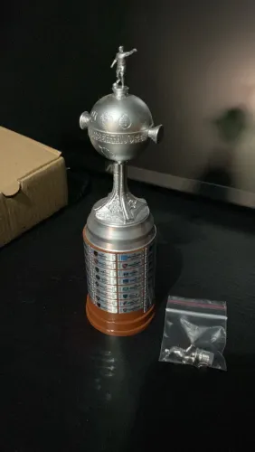 Taça libertadores réplica 15 cm