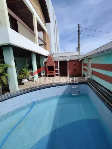 Casa em Rua Maria das Graças Ribeiro de Alencar - Bessa - João Pessoa/PB