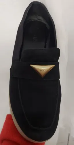 Mocassim Preto Schutz Camurça