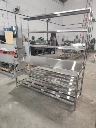 Bancada com condimetadora natural toda inox