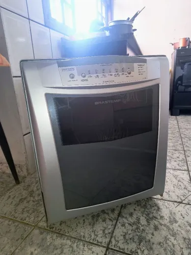 Máquina de lavar louça Brastemp
