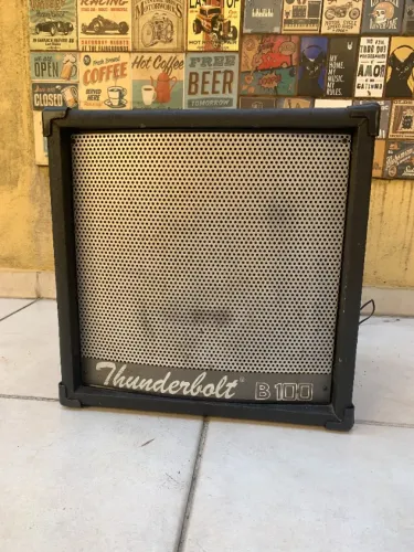 Ampificador para Cotrabaixo Thuderbolt B100
