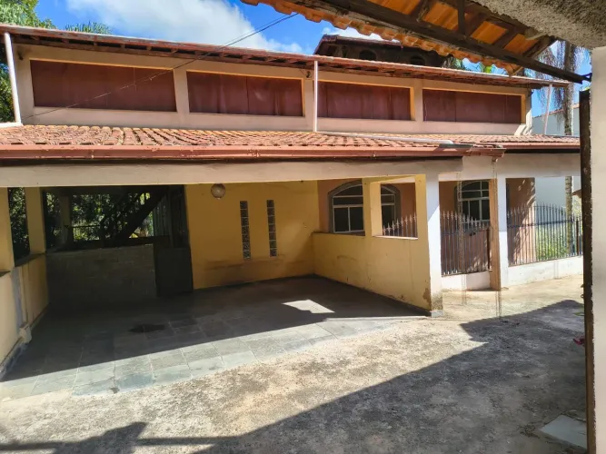 GRANJA 1740m2 BAIRRO BORBO CASA 5 QUARTOS 4 SALAS,TERRAÇO GOURMET, E AREA GOURMET PISCINA