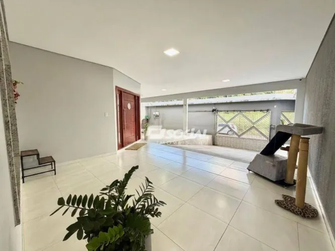 Casa com 3 dormitórios à venda, 200 m² por R$ 630.000,00 - Nova Floresta - Porto Velho/RO