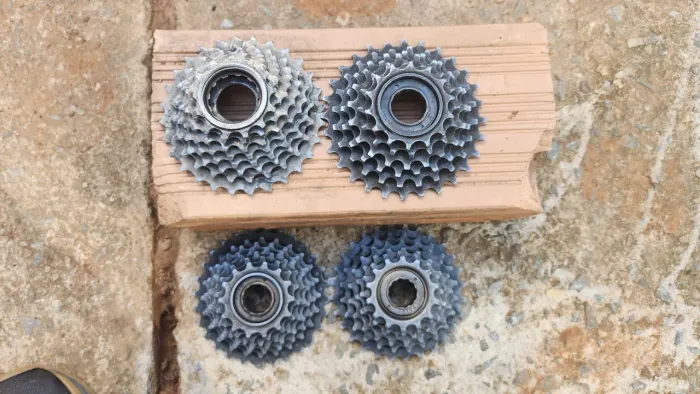 4x Catracas MTB 8,7 e 2x de 6 velocidades