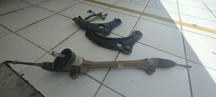 Peças Suspensão e Direção Nissan Versa 2020/2021 Original Para Recondicionamento