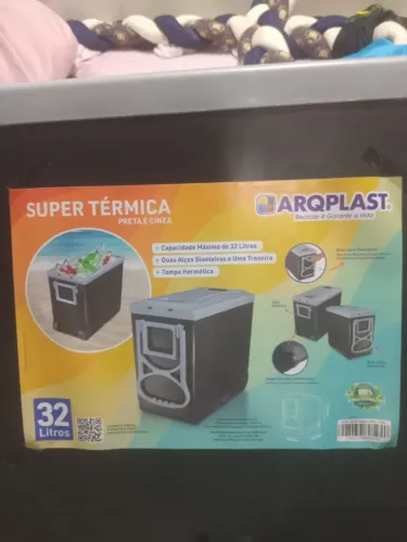 Caixa térmica 32 litros