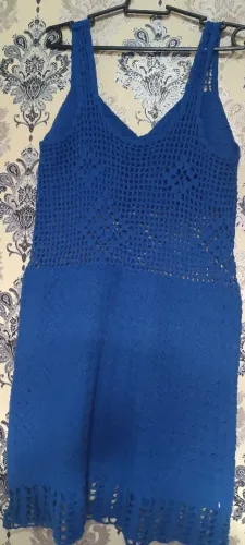 Vestido azul curto tricô