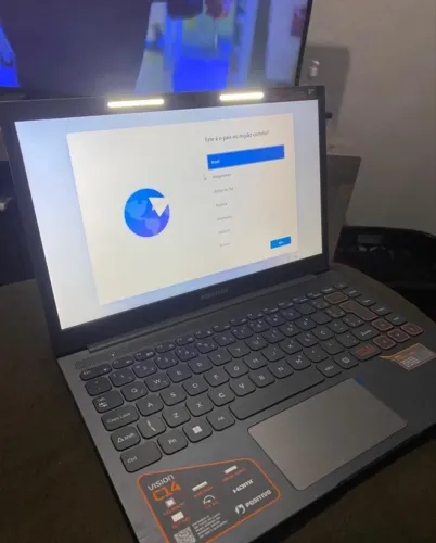 Notebook Positivo Vision C14 com Lumina Bar