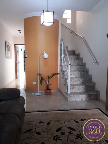 Sobrado com 3 dormitórios à venda, 158 m², Guilhermina Esperança, São Paulo - SP