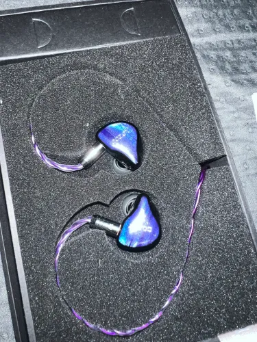 Fone IEM Cozoy D1
