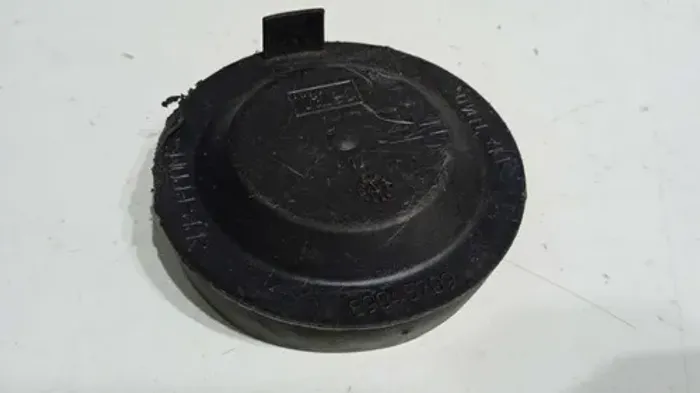 Tampa Vedação Farol 208 Griffe Eat6 1.6 2018 *