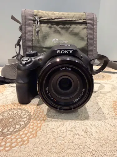 Câmera Sony DSC HX300 + Bolsa Lowepro