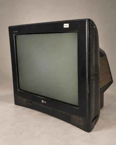 TV LG Flatron 21 polegadas com defeito para conserto ou peças