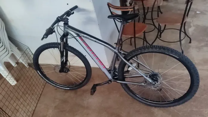 Bike Specialized Rockhopper