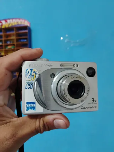 Camera digital Cyber-shot 5.1 mp w1 Sony 