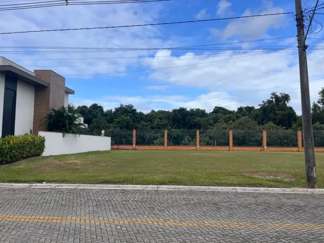 Vende-se terreno com fundo para mata no Alphaville Jacuhy residencial 3