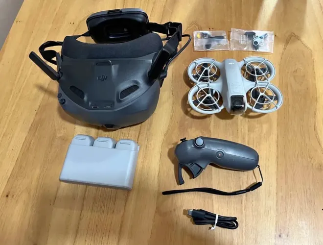 Vendo Drone Dji Neo fly more Motion e goggle