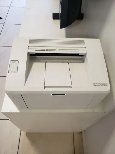 Impressora hp Laser jet pro m104w