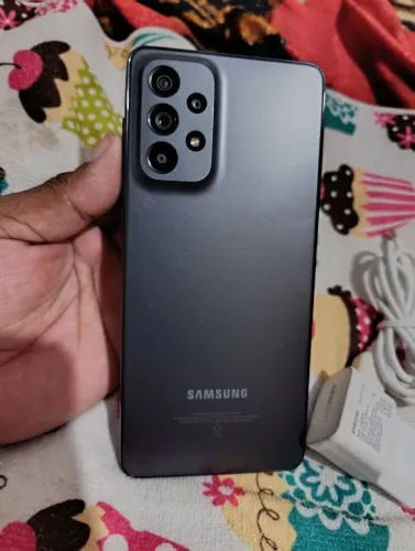 VENDO OU TROCO COM VOLTA A73 5G ORIGINAL 