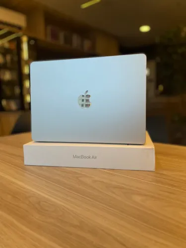 MacBook Air M4 13? 16Gb/256Gb 100% Garantia apple até março/2027