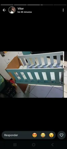 Vendo berço com colchao