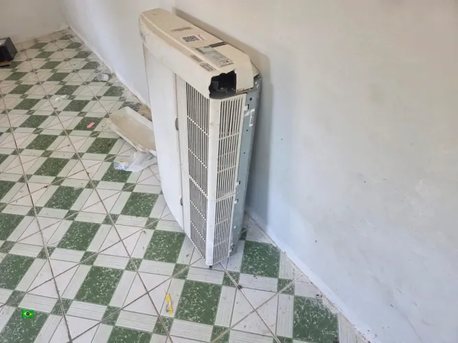 Funcionando tudo perfeitamente, 4 meses de garantia