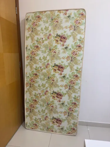 Colchão solteiro espuma