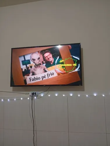 Tv Philco 42 polegadas roku 