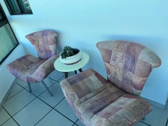Conjunto cadeiras de apoio